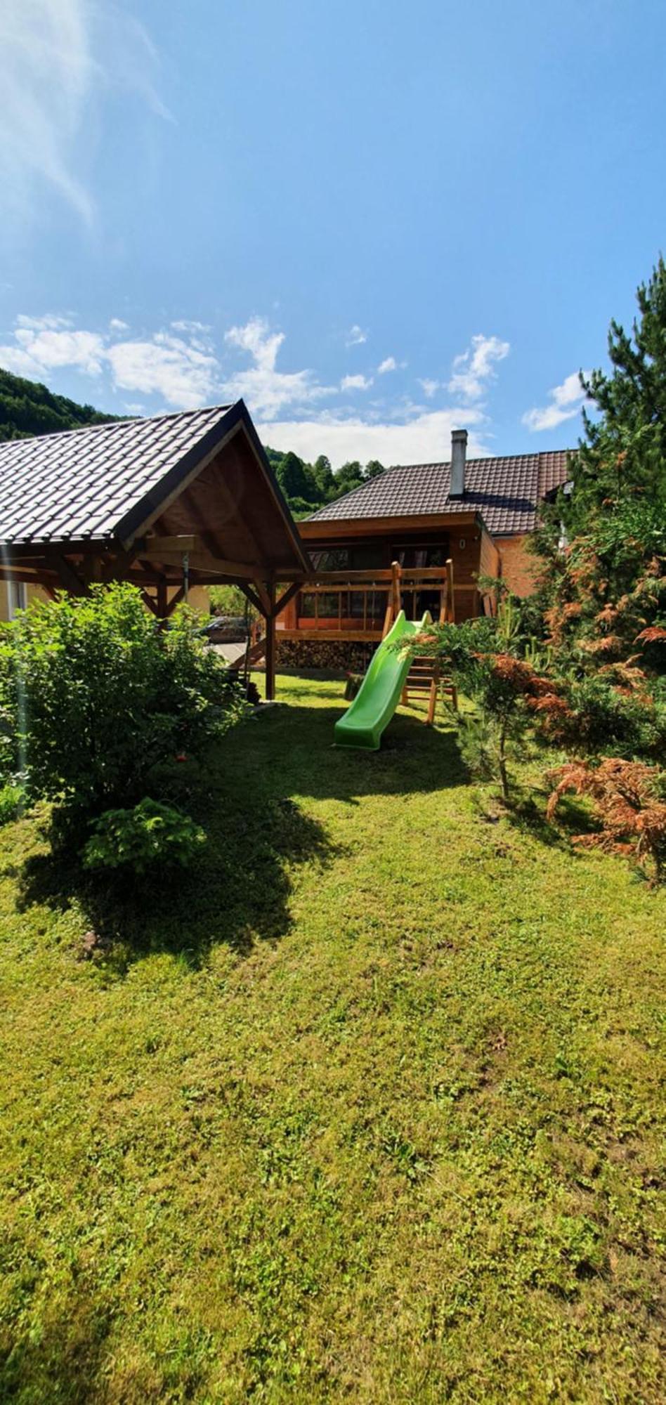 Stiavnicka Villa Mýto pod Ďumbierom Eksteriør bilde